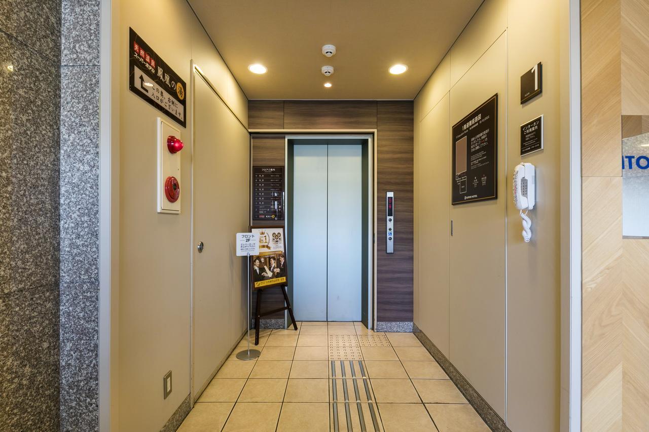 Super Hotel Takaoka Ekinan Екстер'єр фото